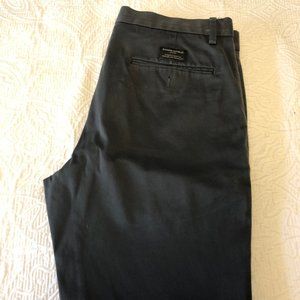 Banana Republic Aiden Slim Rapid Movement Chino 32